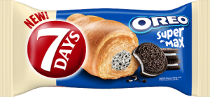 7Days Croissant rogalik z nadzieniem o smaku waniliowym z kawałkami kakaowych ciastek - 98 g